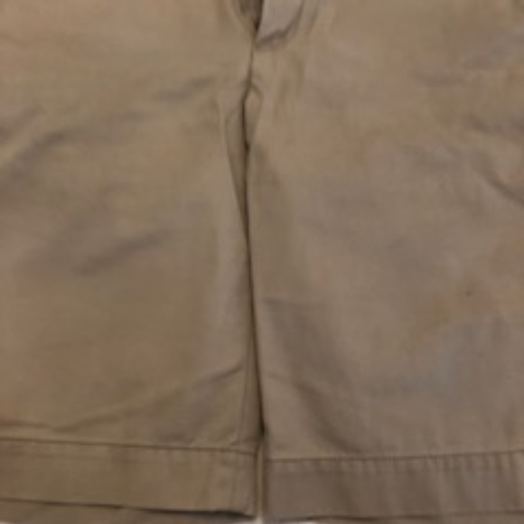 Eddie bauer and Gap clasic ladies Shorts LOT - Picture 3 of 6